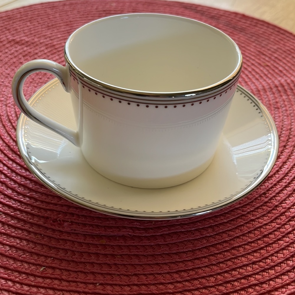 Vera Wang Grosgrain NEW teacup, Wedgewood England Bone China